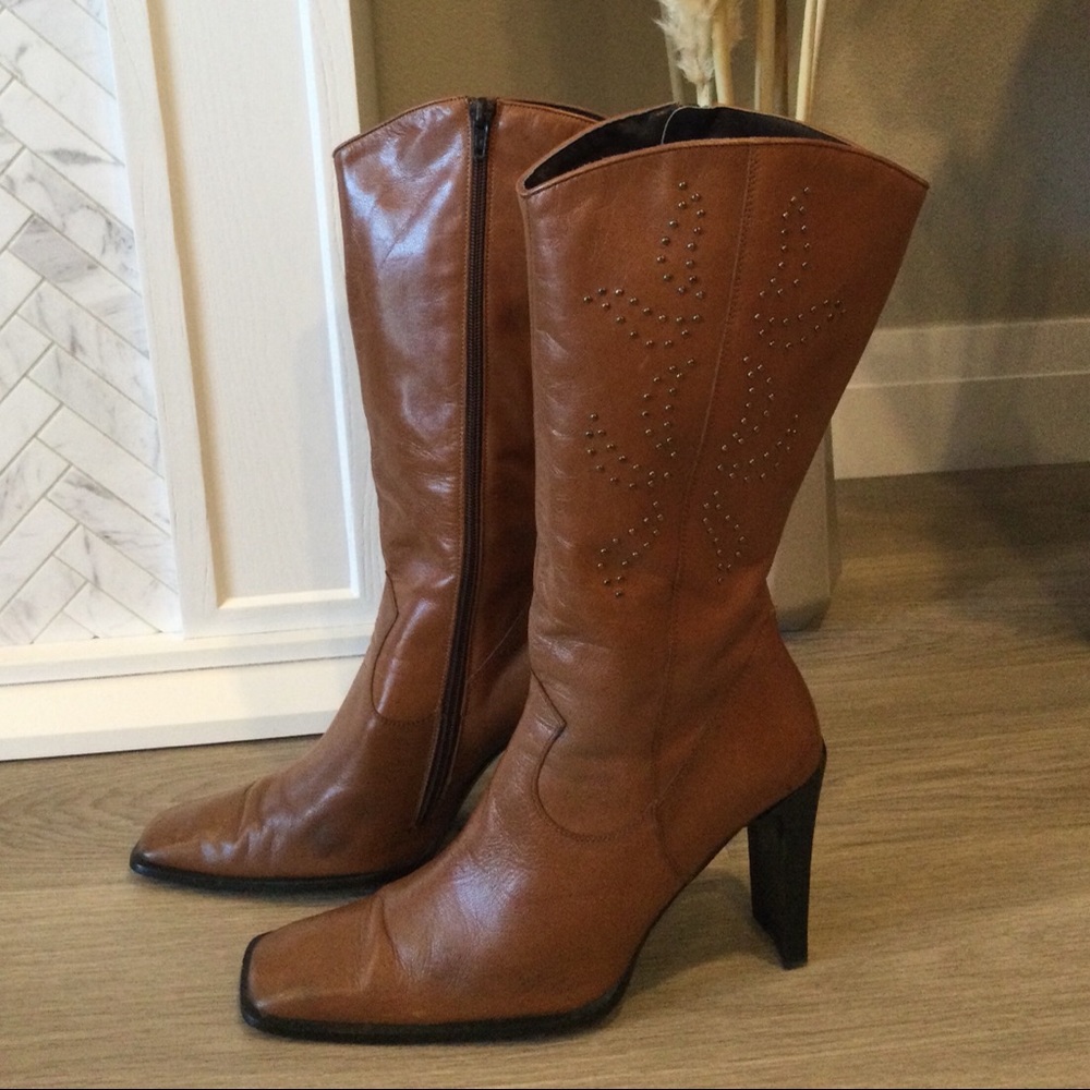 Vintage Charles David leather square toe boots